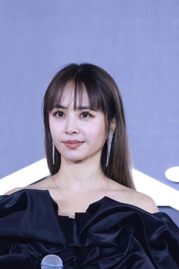 线上炒股配资开户平台 蔡依林称自己单身 否认与彭于晏复合传闻